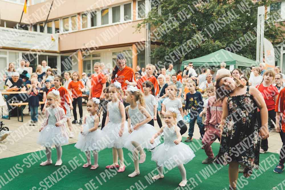 35Jahre NO Rathausplatz Fest -0019 - Senzers Marktplatz