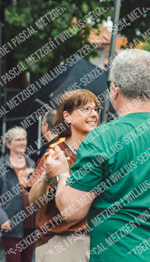 35Jahre NO Rathausplatz Fest -0051 - Senzers Marktplatz