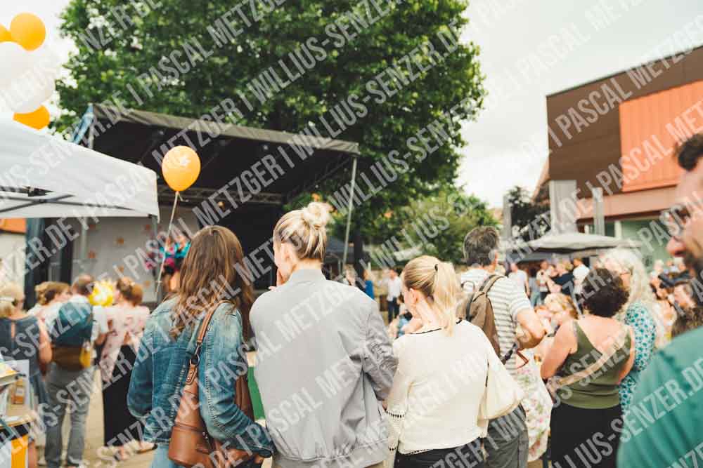 35Jahre NO Rathausplatz Fest -0082 - Senzers Marktplatz