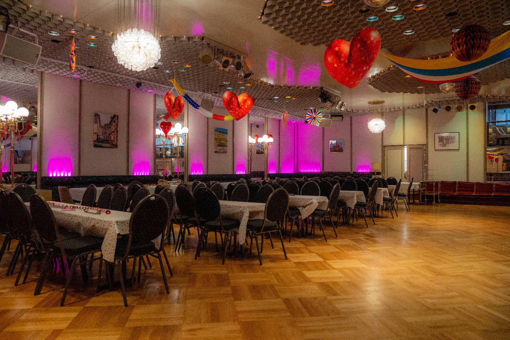 Großer Tanzsaal